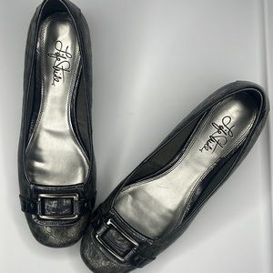 Pewter Lynx Life Stride Croc Embossed Pump - SZ 8